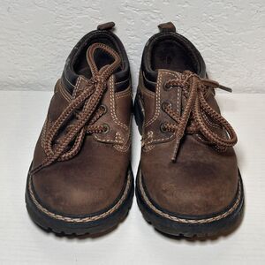 Kenneth Cole Reaction Boys Size 10 M Brown Leather Dress Boot Sneaker Shoes